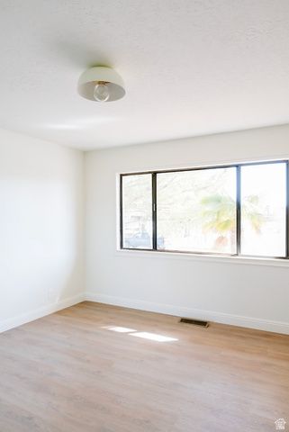 1054 W WESLEY POWELL, St. George, UT 84790