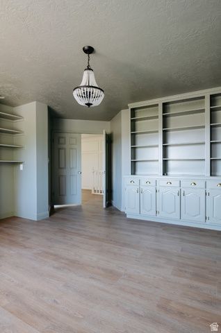 1054 W WESLEY POWELL, St. George, UT 84790