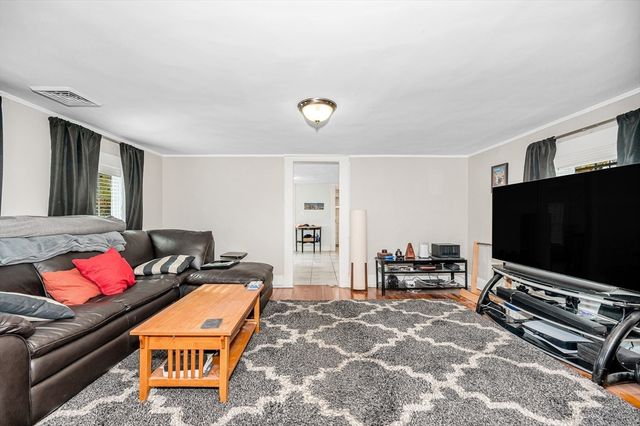 856 Main Street, Reading, MA 01867