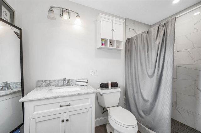 856 Main Street, Reading, MA 01867