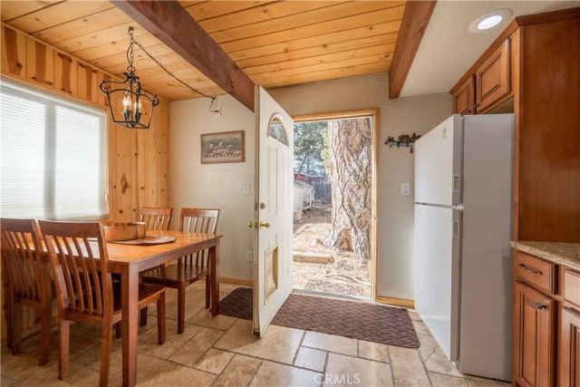 188 Imperial, Sugarloaf, CA 92386