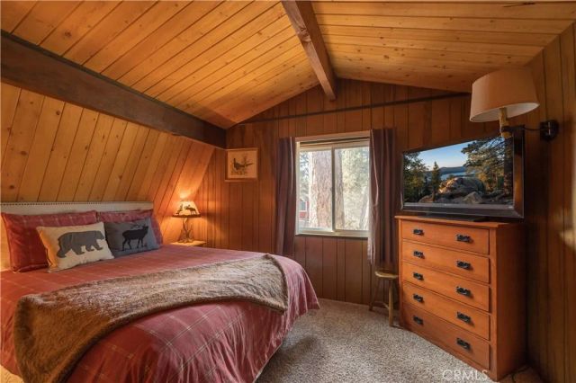 188 Imperial, Sugarloaf, CA 92386