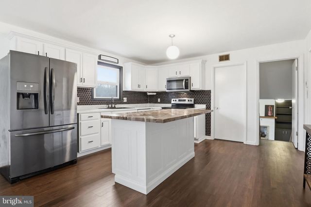 315 CONESTOGA BLVD, Lancaster, PA 17602