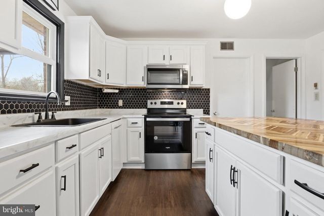 315 CONESTOGA BLVD, Lancaster, PA 17602