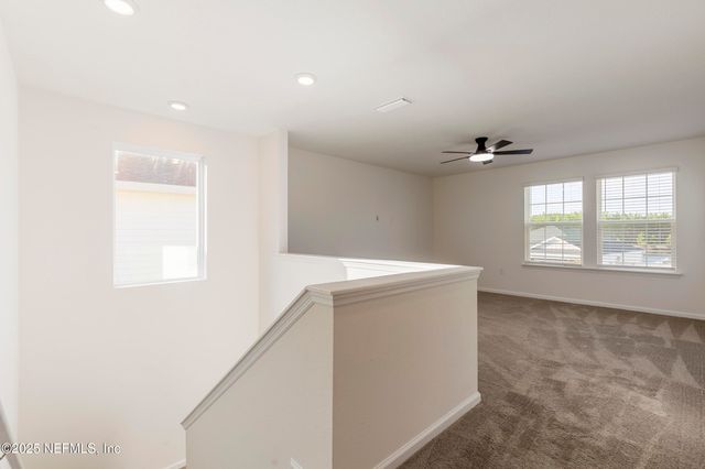 11006 STAPLETON Drive, Jacksonville, FL 32222