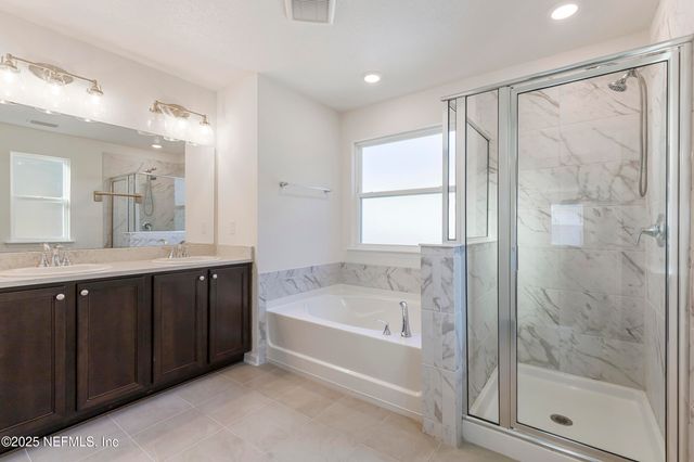 11006 STAPLETON Drive, Jacksonville, FL 32222