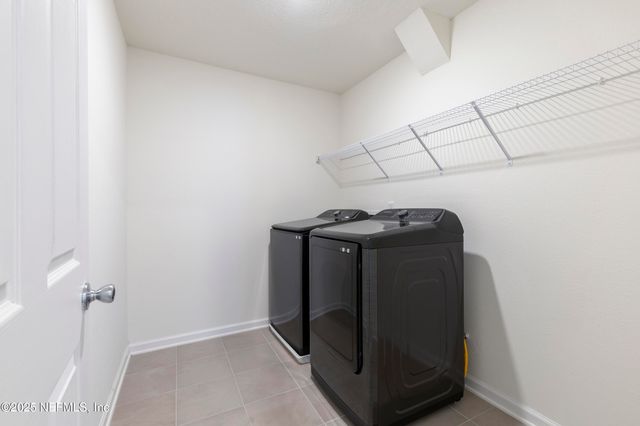 11006 STAPLETON Drive, Jacksonville, FL 32222