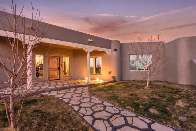 10551 Signal Avenue NE, Albuquerque, NM 87122