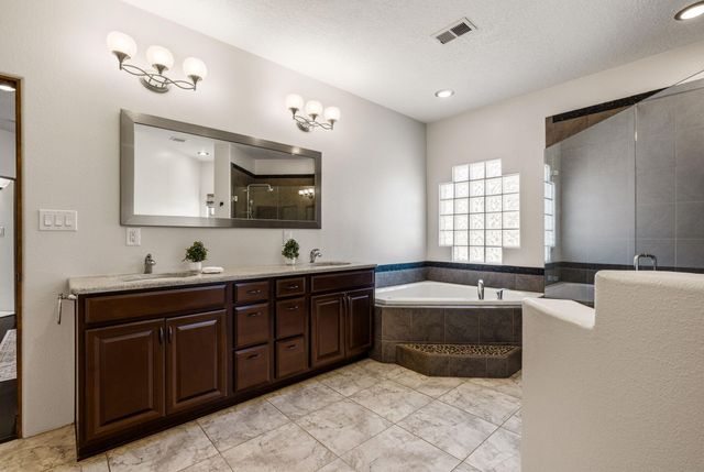 10551 Signal Avenue NE, Albuquerque, NM 87122