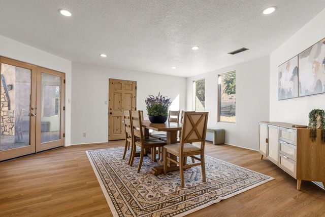 10551 Signal Avenue NE, Albuquerque, NM 87122