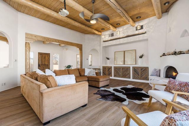 10551 Signal Avenue NE, Albuquerque, NM 87122