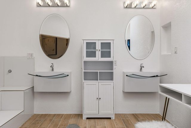 10551 Signal Avenue NE, Albuquerque, NM 87122