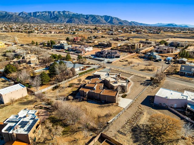 10551 Signal Avenue NE, Albuquerque, NM 87122