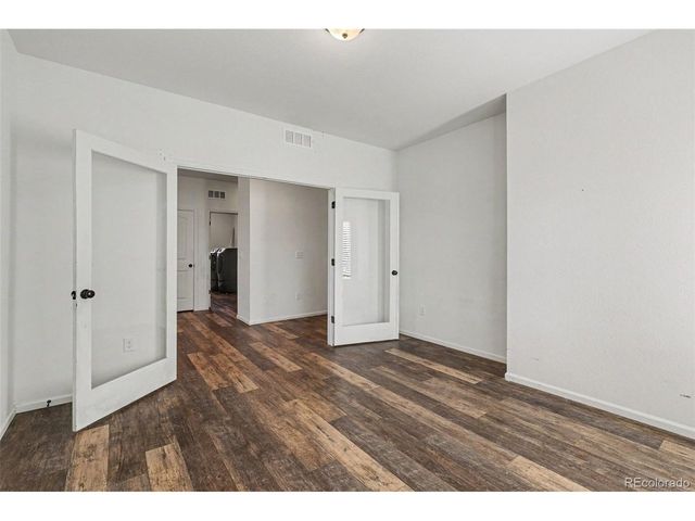 10303 Pitkin Ct, Commerce City, CO 80022