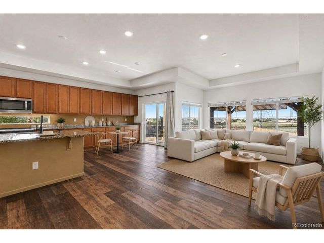 10303 Pitkin Ct, Commerce City, CO 80022