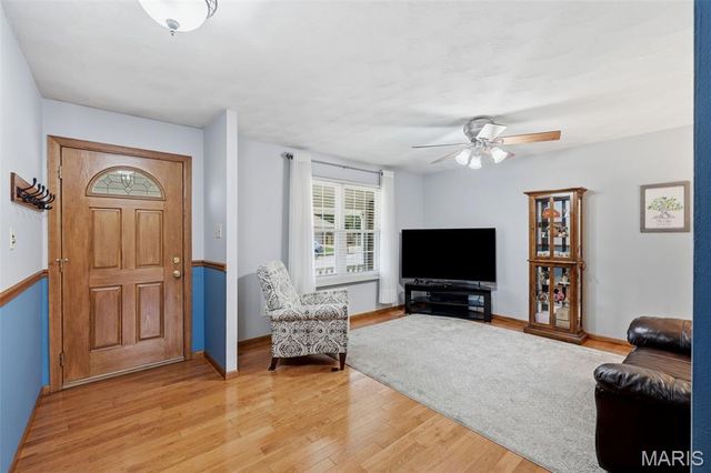2666 Nahn Drive, St Louis, MO 63129