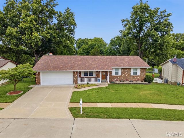 2666 Nahn Drive, St Louis, MO 63129