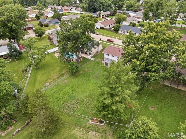 2666 Nahn Drive, St Louis, MO 63129