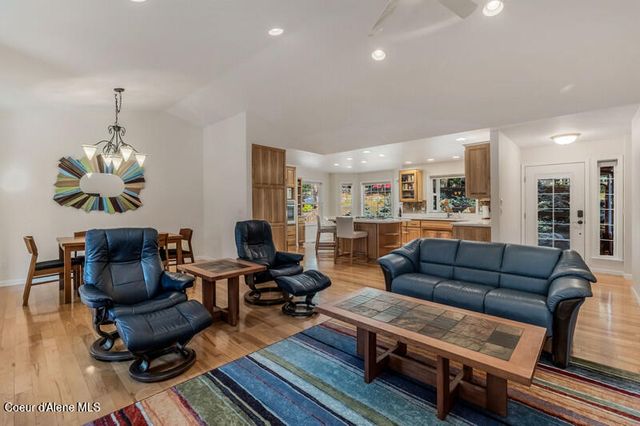 12735 N Sherwood CT, Hayden, ID 83835