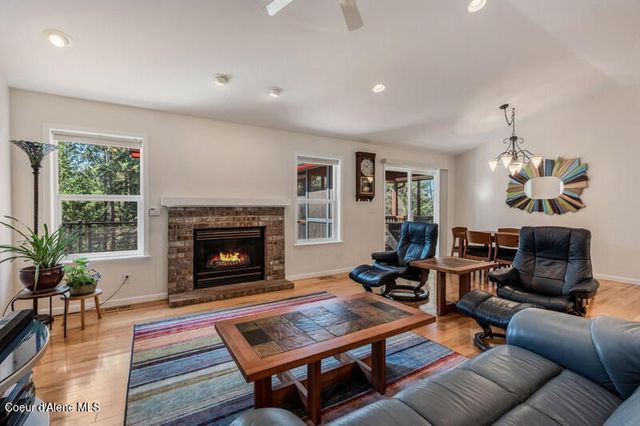 12735 N Sherwood CT, Hayden, ID 83835