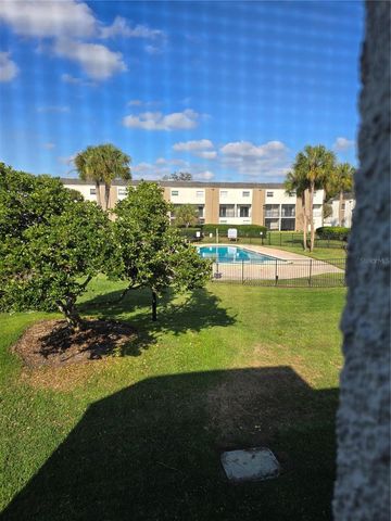 712 OAKGROVE DRIVE 230, Brandon, FL 33510