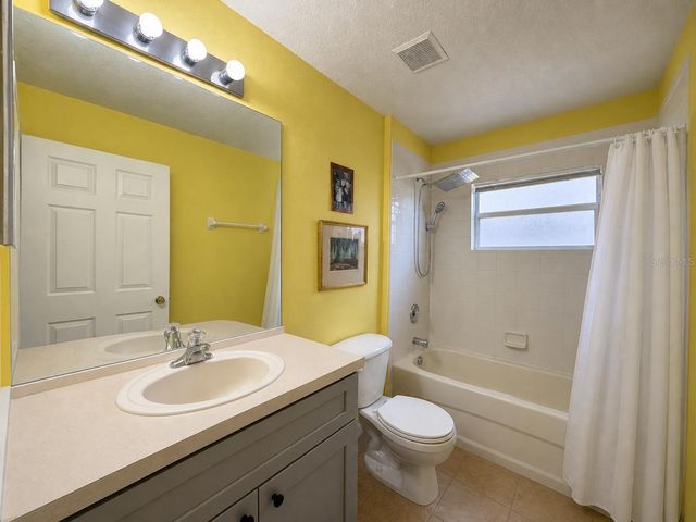 7823 CARRIAGE POINTE DRIVE, Gibsonton, FL 33534