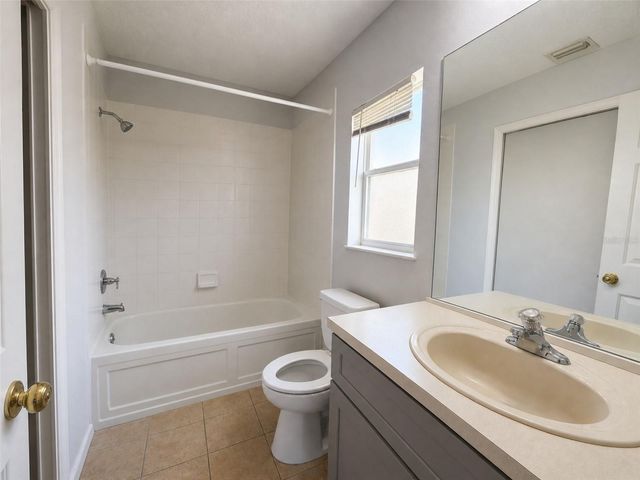 7823 CARRIAGE POINTE DRIVE, Gibsonton, FL 33534