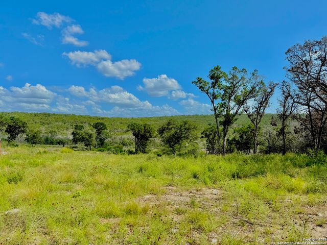 416 Hilltop, New Braunfels, TX 78132