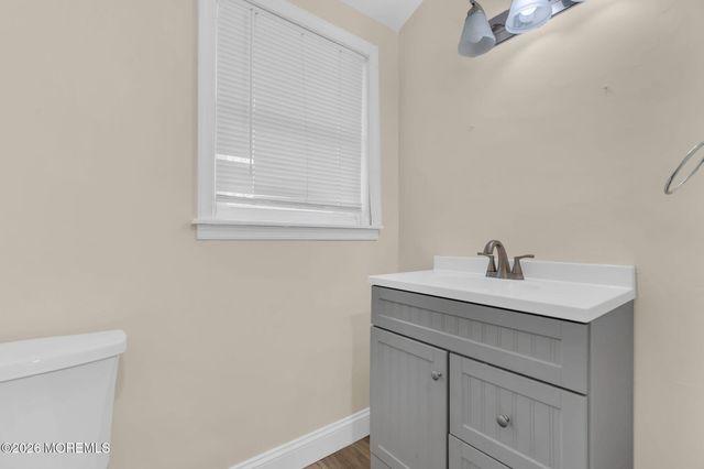 123 Reynolds Drive, Eatontown, NJ 07724