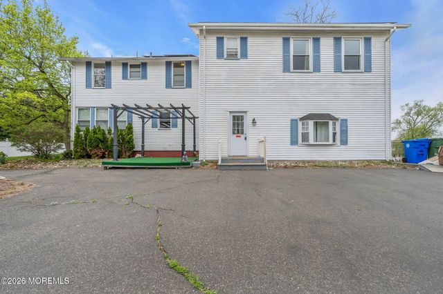123 Reynolds Drive, Eatontown, NJ 07724