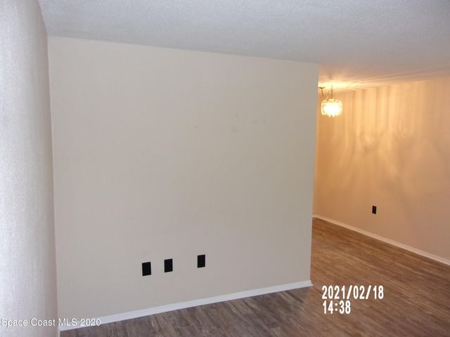 2170 Knox Mcrae Drive 39, Titusville, FL 32780