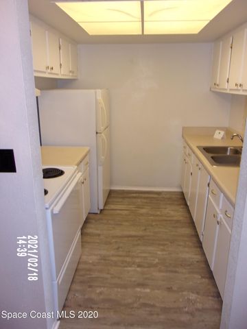 2170 Knox Mcrae Drive 39, Titusville, FL 32780