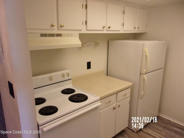 2170 Knox Mcrae Drive 39, Titusville, FL 32780