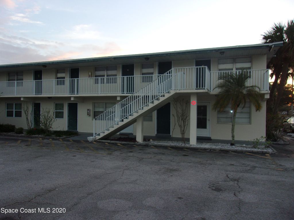 2170 Knox Mcrae Drive 39, Titusville, FL 32780