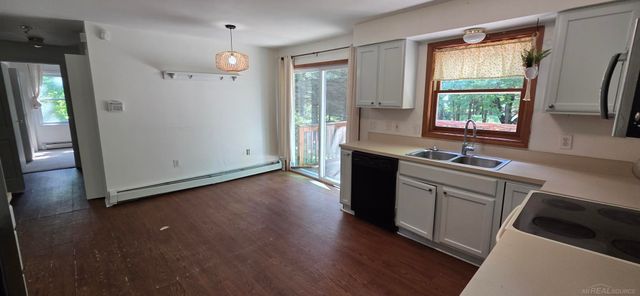7088 Aitken Road, Lexington Twp, MI 48450
