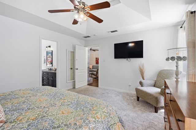 3220 Timber View Circle, Bedford, TX 76021
