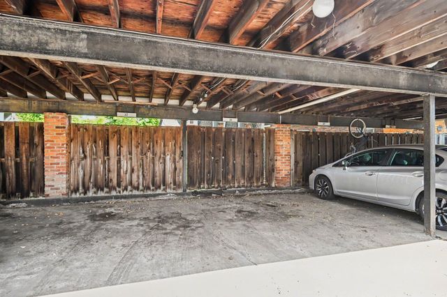 1501 Lafayette Drive, 1501, Columbus, OH 43220