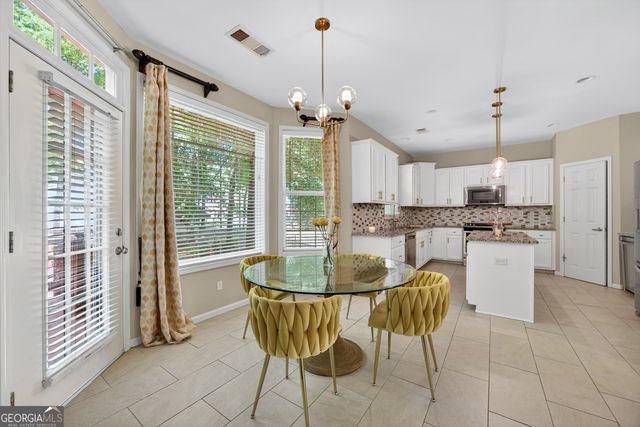 3482 Walnut Ridge, Atlanta, GA 30349