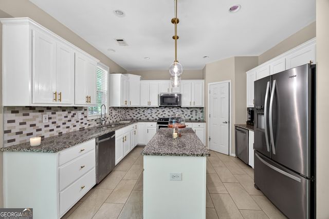3482 Walnut Ridge, Atlanta, GA 30349