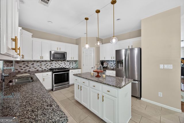 3482 Walnut Ridge, Atlanta, GA 30349