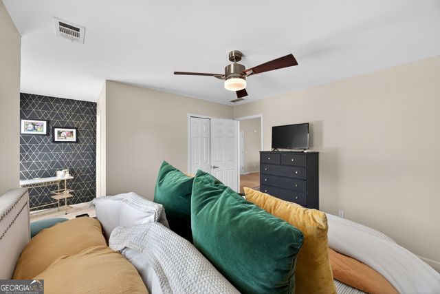 3482 Walnut Ridge, Atlanta, GA 30349