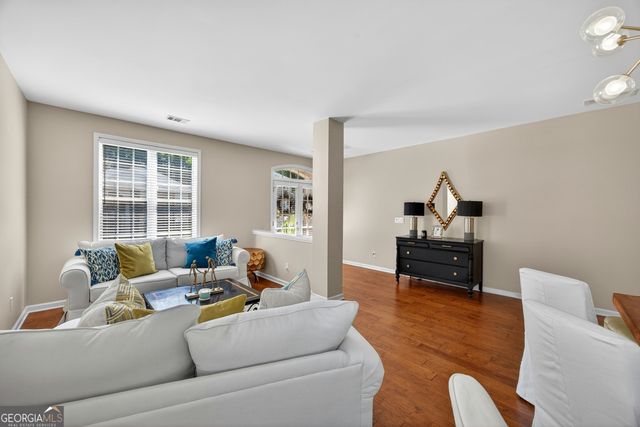 3482 Walnut Ridge, Atlanta, GA 30349