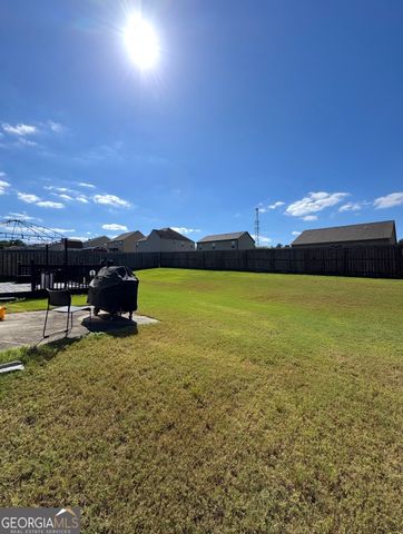 8490 Glenview Street, Douglasville, GA 30134