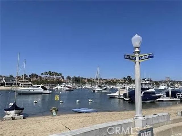 212 Garnet, Newport Beach, CA 92662