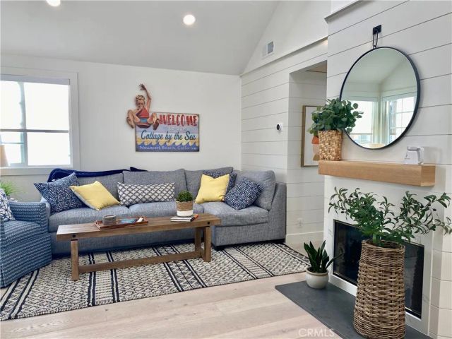 212 Garnet, Newport Beach, CA 92662