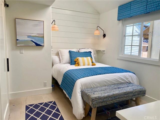 212 Garnet, Newport Beach, CA 92662