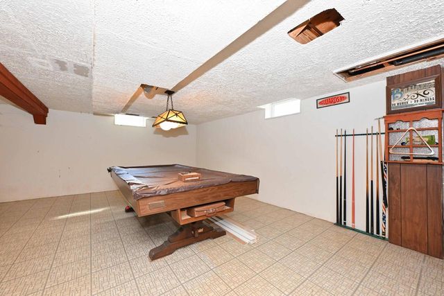 1956 Keith LANE, Grafton, WI 53024