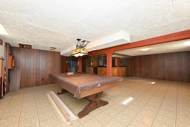 1956 Keith LANE, Grafton, WI 53024