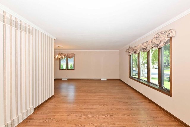 1956 Keith LANE, Grafton, WI 53024