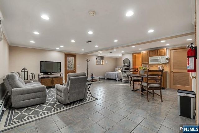 1407 9th Street, North Bergen, NJ 07047